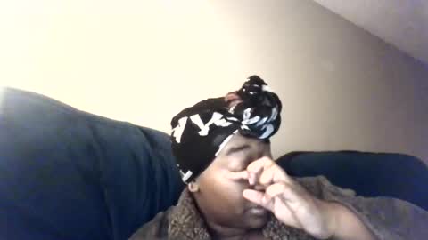 Goddess Allure0 online show from December 3, 7:49 am