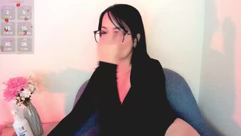 M A R T I N A  online show from November 26, 6:59 pm