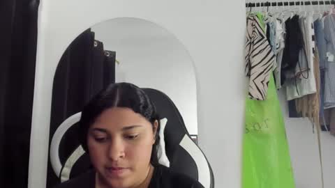 goddess_of_sissys online show from November 25, 5:17 am