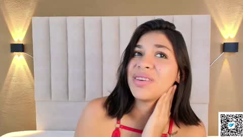 Snapshot of goddess_saori chatting on November 1, 5:01 pm Saori online show from November 1, 5:01 pm