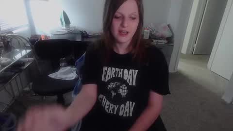 Snapshot of goddess_vertigo52 chatting on September 24, 3:41 pm Goddess of Insanity online show from September 24, 3:41 pm