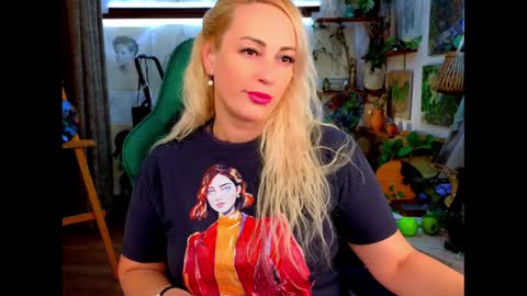 Angela online show from December 11, 6:42 pm