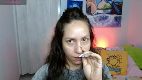  Naih Reyes online show from October 13, 5:53 am