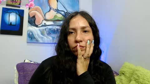  Naih Reyes online show from November 27, 6:21 am