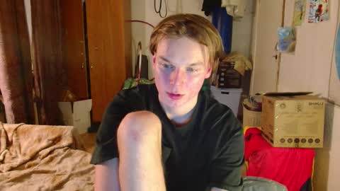 Daniel online show from November 19, 9:24 pm