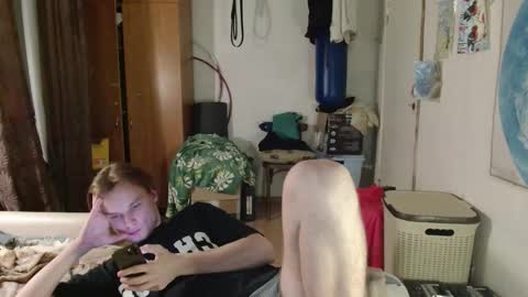 Daniel online show from December 13, 9:32 pm