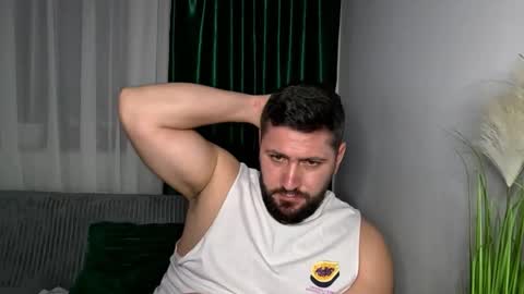 gold_alpha_boy online show from March 6, 8:52 pm