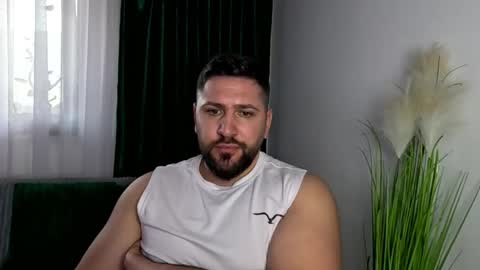 gold_alpha_boy online show from March 23, 3:28 pm