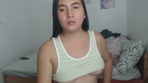 bella online show from October 23, 11:23 am