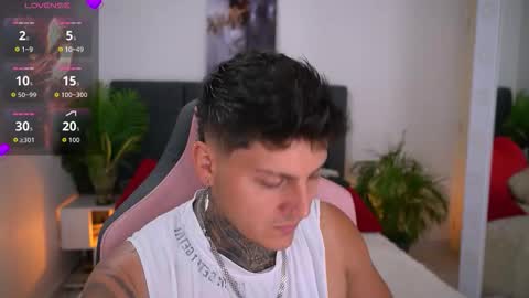 goldenatlasx online show from February 18, 6:41 pm