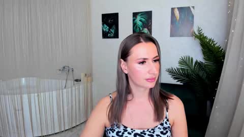 Olivia online show from September 28, 7:34 pm