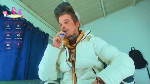 Goldy Loyal93 online show from November 2, 6:02 am