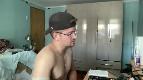 goodfumes online show from December 16, 8:15 pm