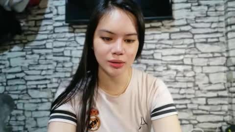 geneviev online show from March 4, 1:57 am