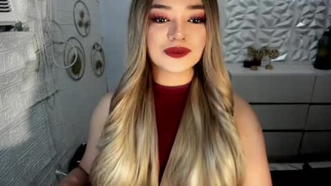 Snapshot of gorgeousamandarose chatting on September 24, 1:34 am Amanda rose online show from September 24, 1:34 am