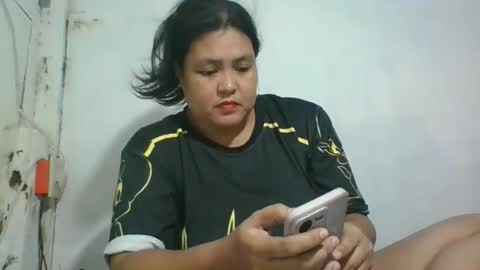 gorgeousselenaxx online show from November 17, 1:35 pm