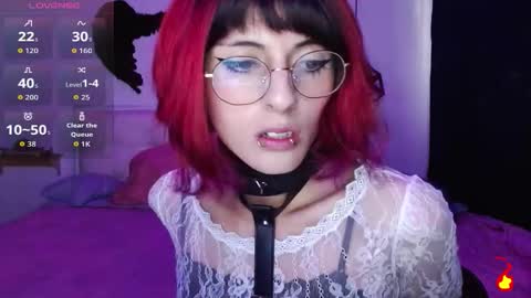 Snapshot of goth_minerva chatting on October 9, 2:11 pm goth_minerva online show from October 9, 2:11 pm