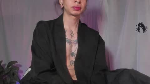 Russ  online show from April 17, 10:06 am