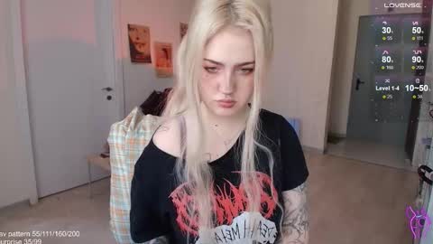 traumfrau Kira angel face devil eyes I SELL A LOT VIDEO IN GALLERY online show from March 19, 11:48 am