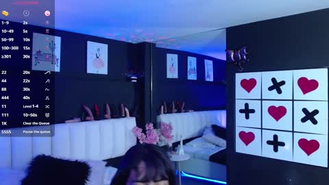 Meredith Alessandra online show from November 25, 4:33 am