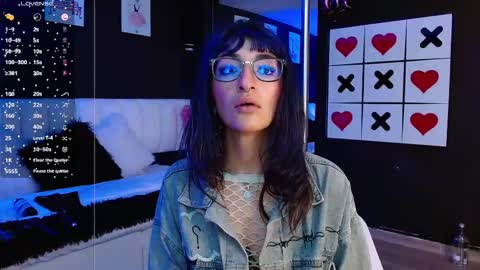 Meredith Alessandra online show from March 3, 7:43 am