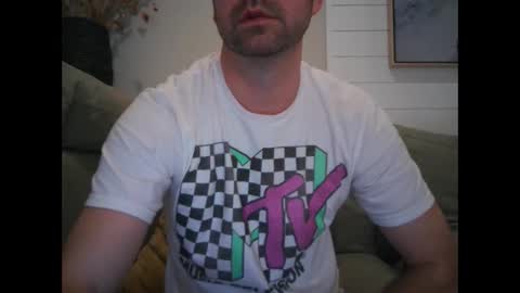 JohnnyG32 online show from January 10, 5:26 am