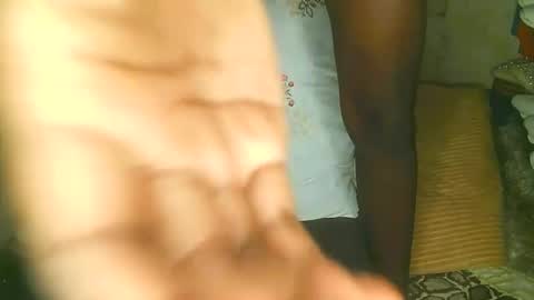 graceessy online show from March 6, 8:09 am