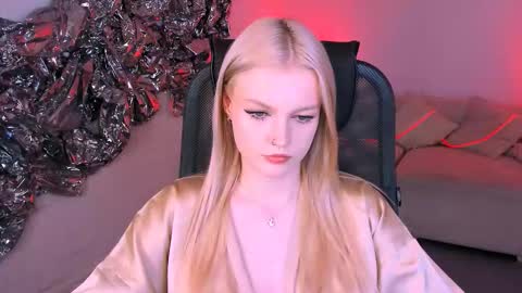 Grace Glamour online show from November 30, 5:09 pm