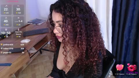 Snapshot of gracehill__ chatting on February 1, 10:59 am  Im Sofia  online show from February 1, 10:59 am