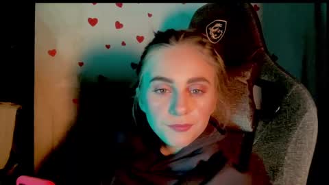 Snapshot of gracetorrezz chatting on February 21, 2:27 pm gracetorrezz online show from February 21, 2:27 pm