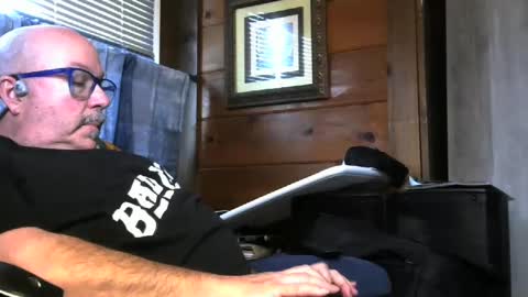 Snapshot of granitebuckeye1969 chatting on October 6, 9:54 pm granitebuckeye1969 online show from October 6, 9:54 pm