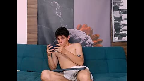 grecia_millercol online show from December 11, 8:58 am