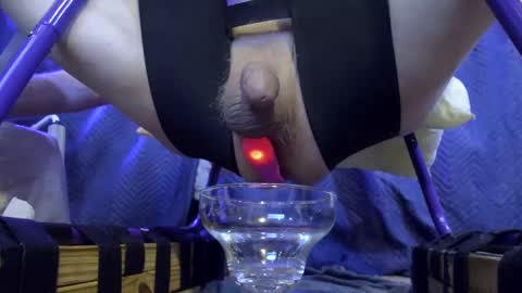 Snapshot of gregbball1 chatting on September 8, 8:30 pm electrogee1 online show from September 8, 8:30 pm