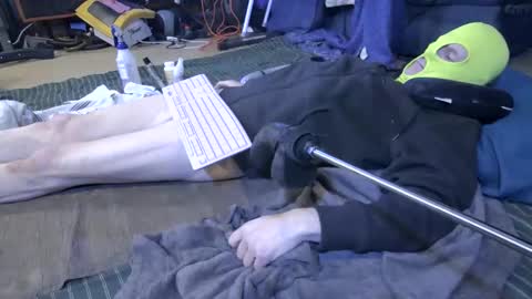 Snapshot of gregbball1 chatting on December 18, 9:14 am electrogee1 online show from December 18, 9:14 am