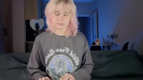 Greg-independent model online show from March 11, 9:40 pm