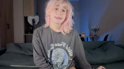 Greg-independent model online show from March 4, 5:26 am