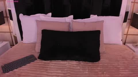 Greta Velvet  online show from December 22, 7:20 pm