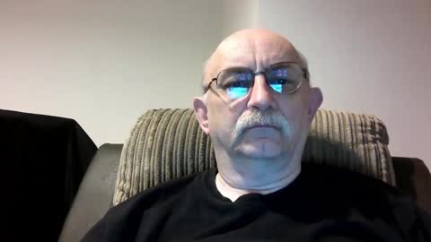 Snapshot of grey_dom chatting on January 5, 1:15 pm Master  Sir online show from January 5, 1:15 pm