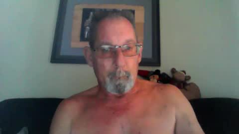greybeard6868 online show from December 19, 6:56 pm