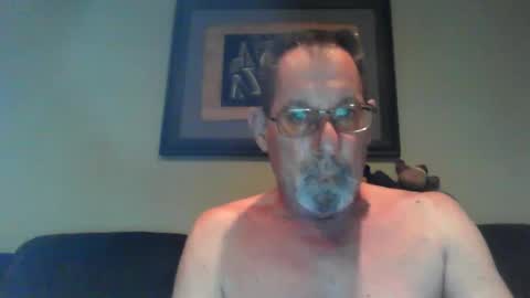 greybeard6868 online show from December 29, 2:21 pm