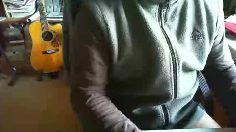 Snapshot of greyhounddog chatting on January 29, 9:55 am greyhounddog online show from January 29, 9:55 am