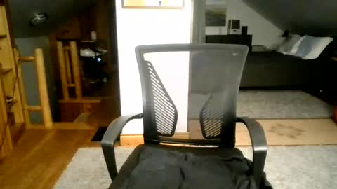 grhansen online show from July 29, 2:44 am