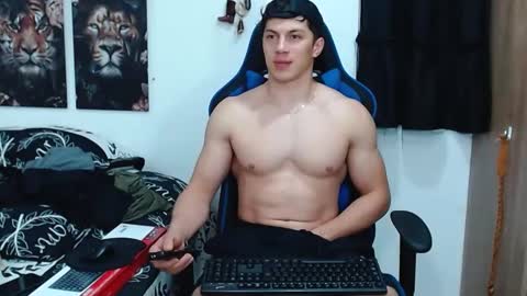 griego01 online show from March 4, 6:04 am