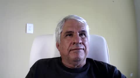 grisa01 online show from February 11, 12:47 pm