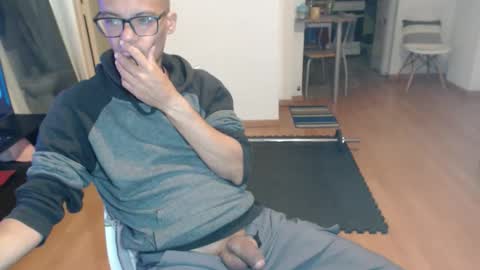 guachin_new online show from October 28, 4:13 am