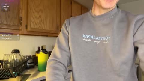 gucciboi4 online show from December 14, 3:29 pm