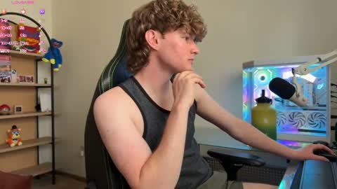 gucciboi4 online show from August 9, 4:45 pm