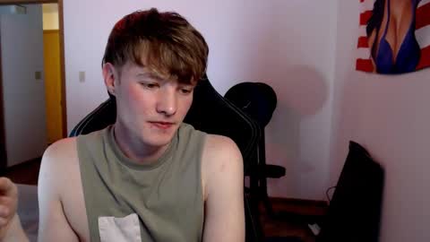 gucciboi4 online show from January 12, 3:49 am