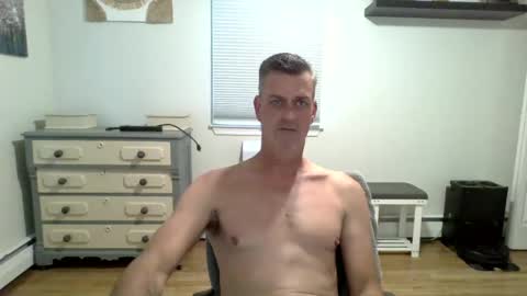 gudguy2025 online show from July 6, 1:52 pm