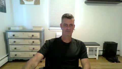 gudguy2025 online show from June 20, 4:35 pm
